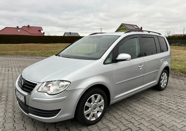 Volkswagen Touran cena 23999 przebieg: 238000, rok produkcji 2008 z Świebodzin małe 379